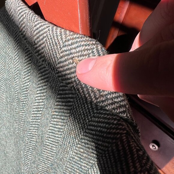 Green Wool Tweed Sportcoat in Herringbone - Picture 5 of 5